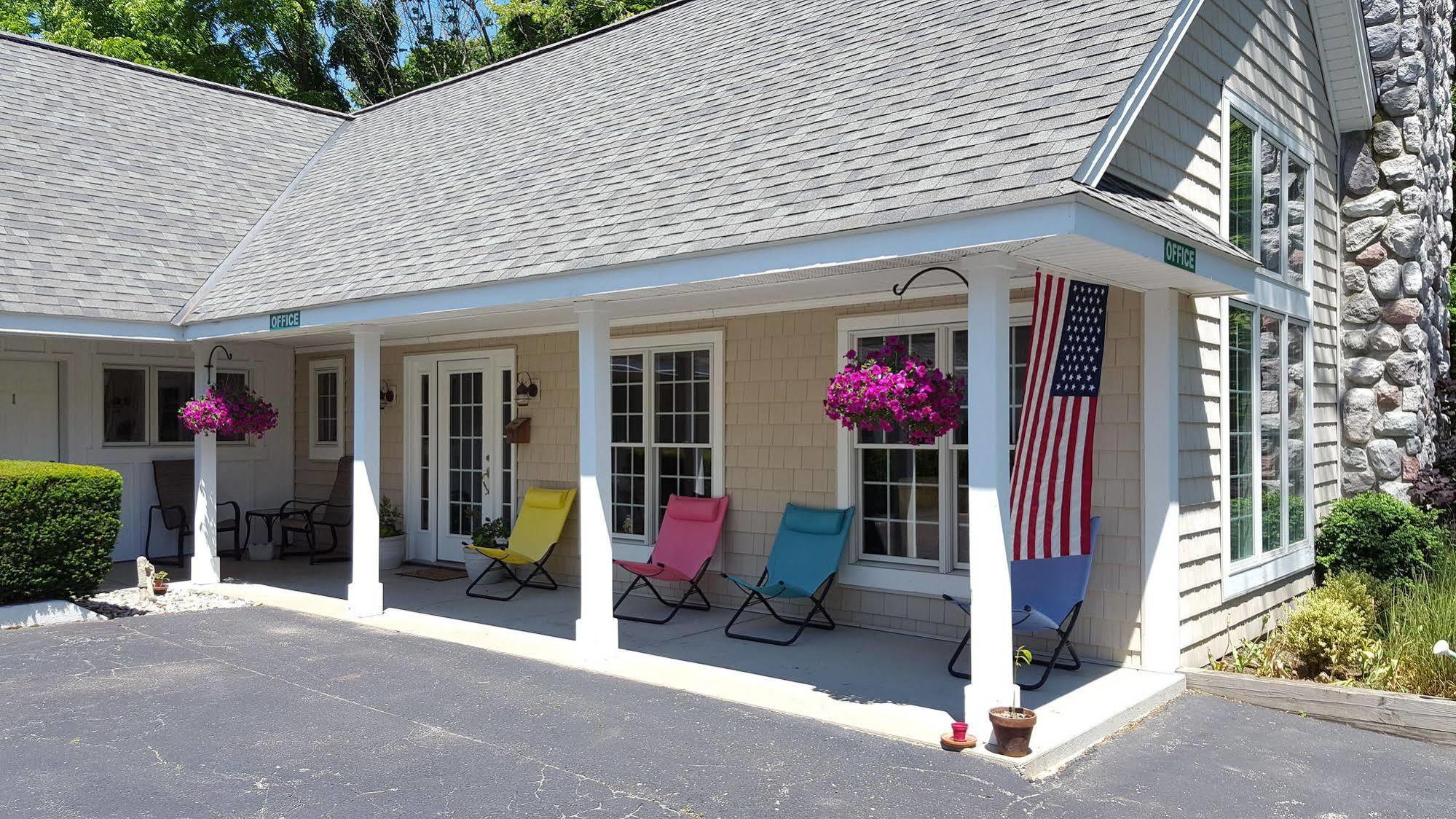 Captain'S Quarters Motel Saugatuck Exterior foto